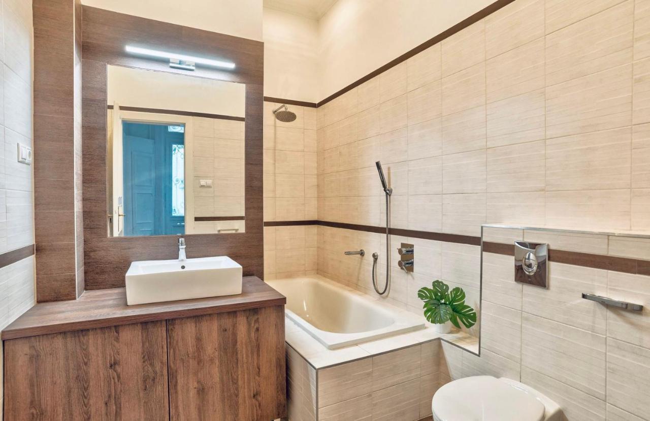 Inn The Downtown Budapest Bagian luar foto
